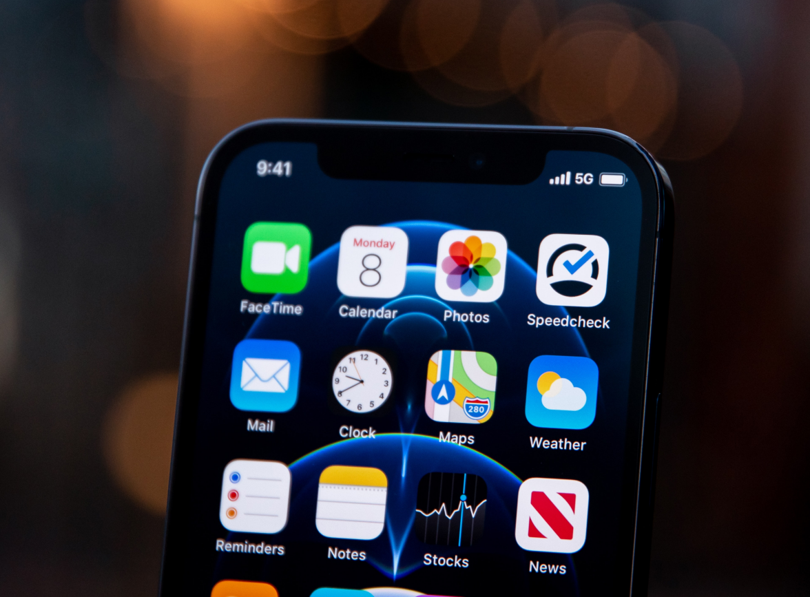 中平镇苹果手机维修分享为什么 iPhone 12 在冬季会自动关机 