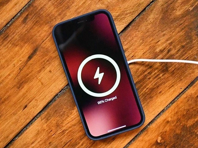 中平镇苹果手机维修分享iPhone 12可以随便充电吗 