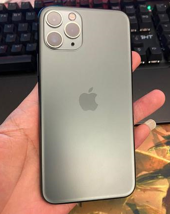 中平镇苹果维修点分享iPhone 11 Pro黑屏小众故障解析 